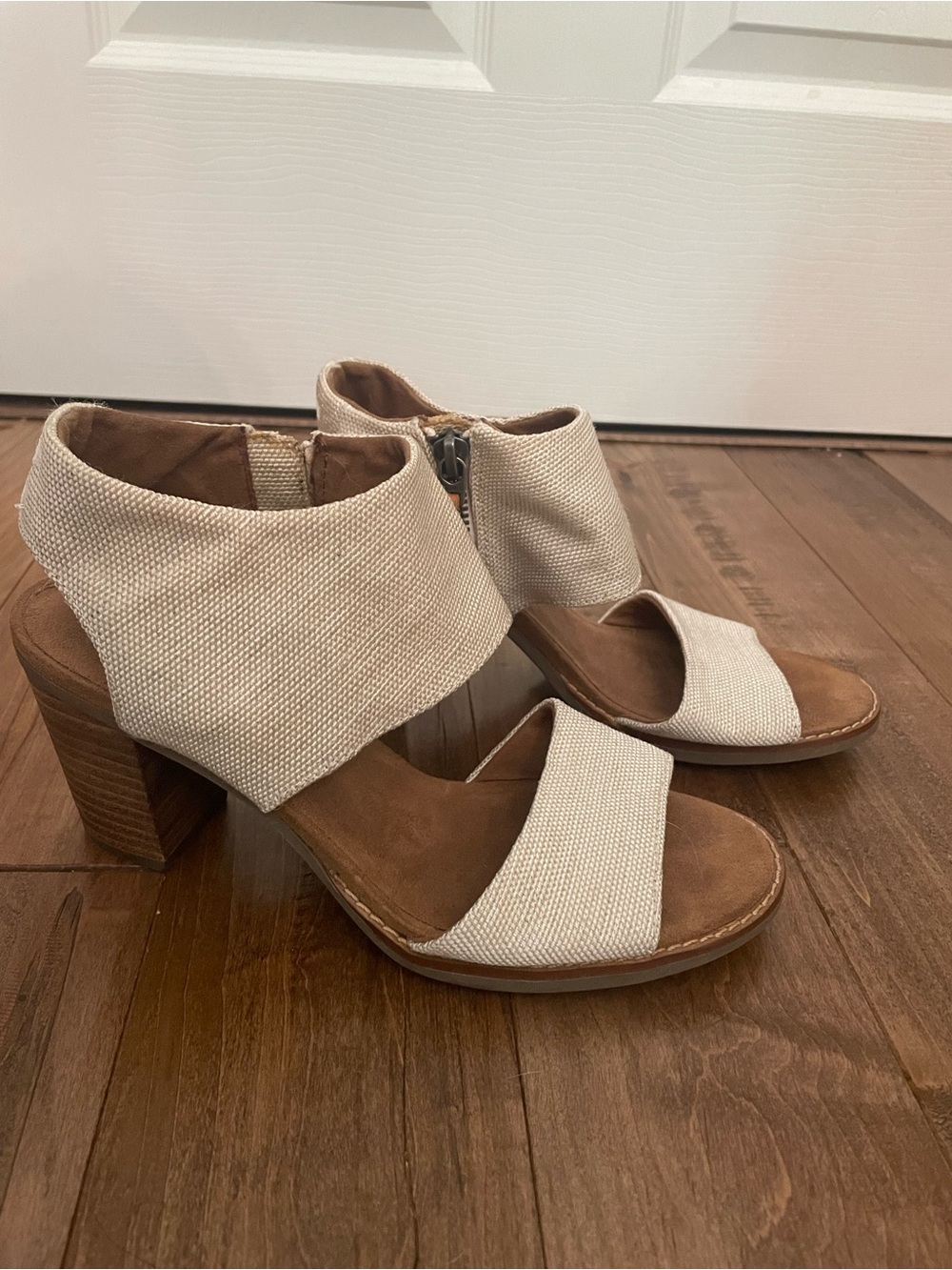 TOMS Majorca Ankle-Strap Sandals - Picture 2 of 5